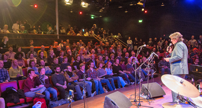 Het BIMHUIS staat op scherp, de strijd barst los