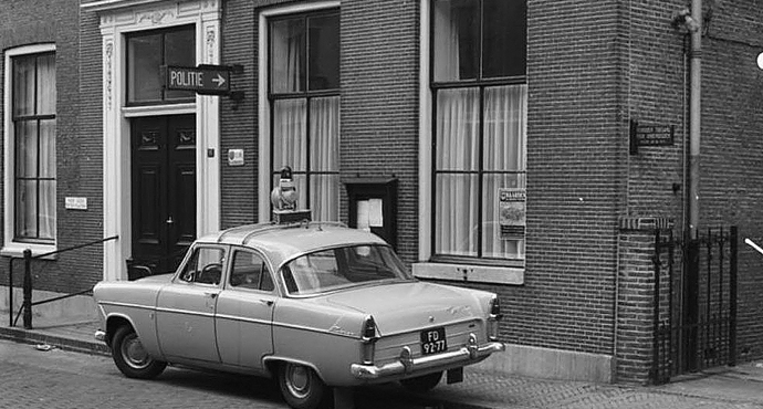 Het politiebureau in de jaren 60