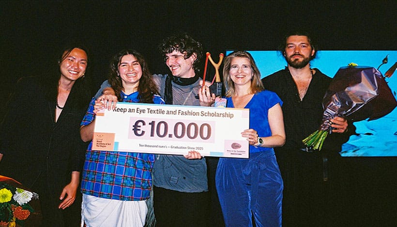 Van catwalk naar supermarkt: rauwe mode met een boodschap